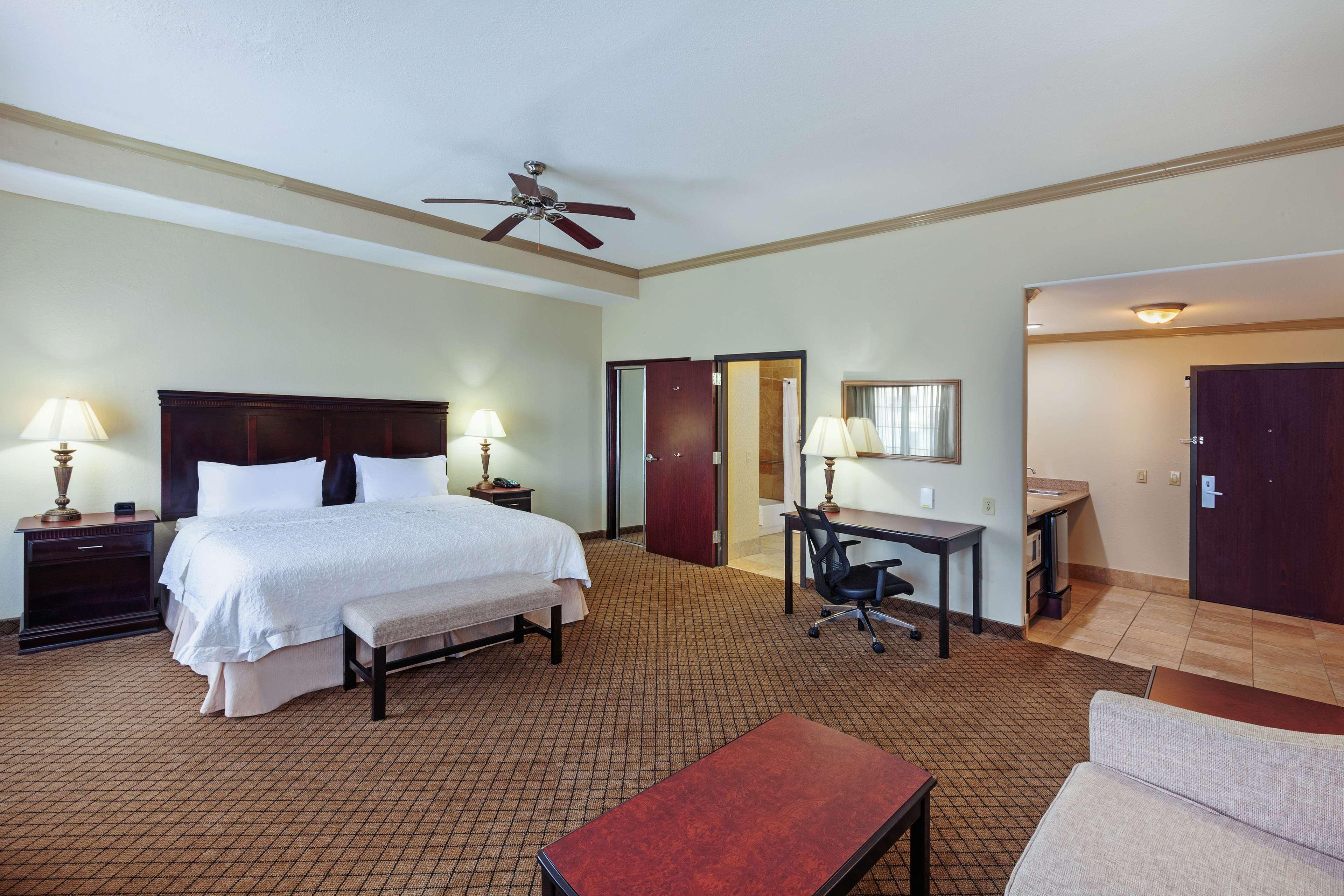 Hampton Inn & Suites Galveston Exterior photo