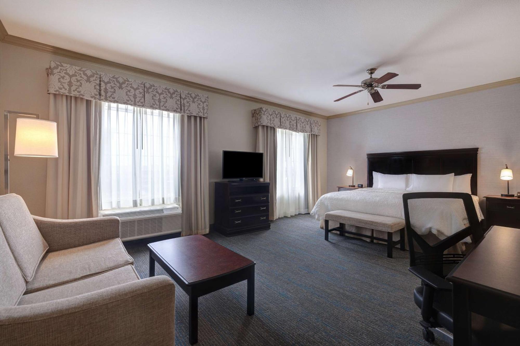 Hampton Inn & Suites Galveston Exterior photo